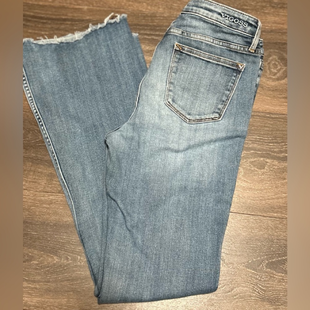 Vigoss Women's Light Blue Straight Leg Jeans